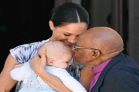 Prince Harry and Meghan Markle mourn ‘beloved icon’ Desmond Tutu as Queen leads global tributes to..