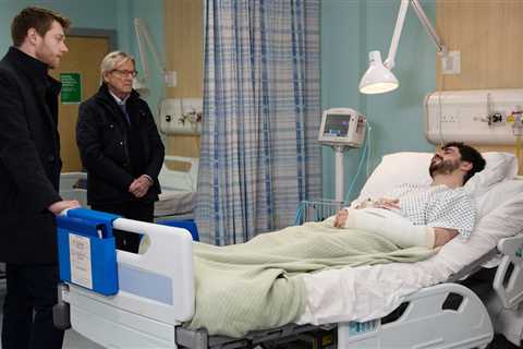 Coronation Street fans distracted by Adam Barlow blunder as he flees hospital after surgery