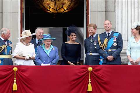 Queen BANS Meghan Markle, Prince Harry and Andrew from Buckingham Palace balcony at her Platinum..
