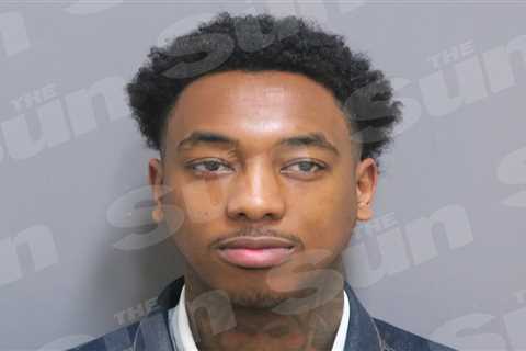 Teen Mom Kiaya Elliott’s baby daddy X’zayveon Gambrell smiles in new mugshot as he’s released from..