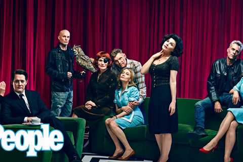 ‘Twin Peaks’ Reunion ft. Kyle MacLachlan, Sherilyn Fenn, Madchen Amick & More (2017)  | PEOPLE