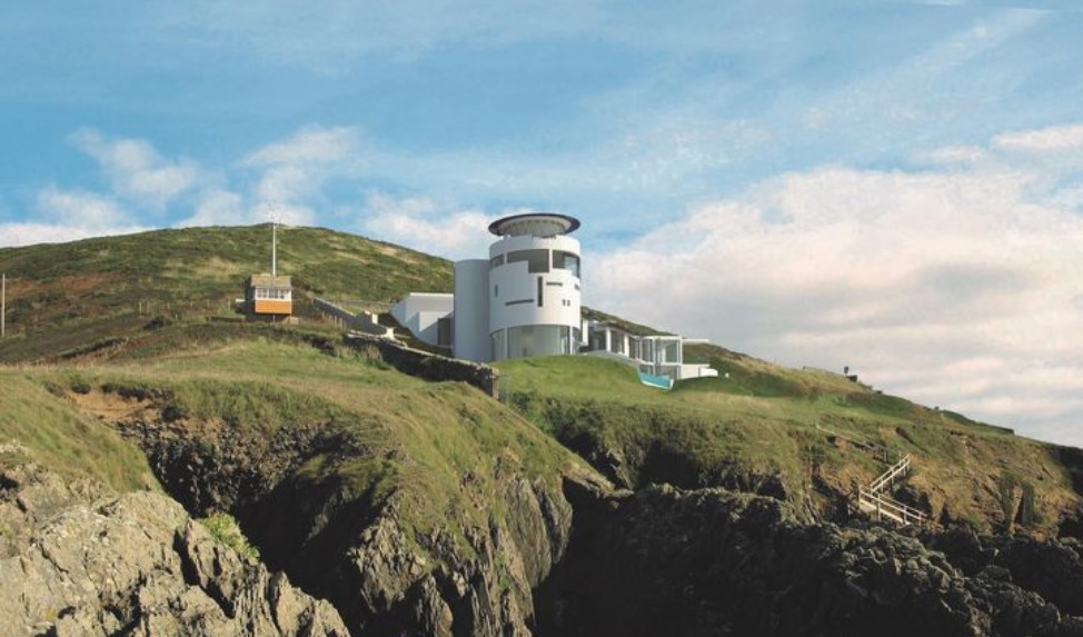 What happened to Grand Designs lighthouse Chesil Cliff House in Devon?
