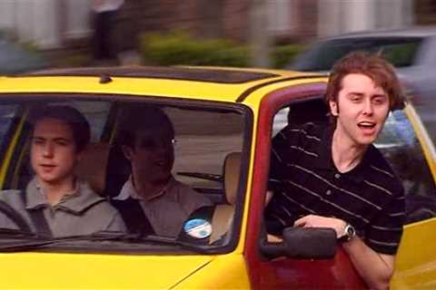 Bus driver who switched destination sign for ‘Bus w*****rs’ catchphrase from The Inbetweeners..