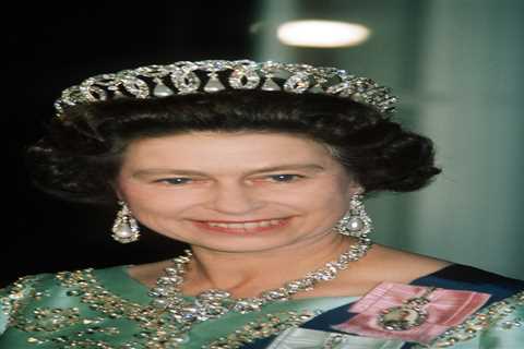 Inside the Queen’s priceless collection of crowns and jewellery – with nine stones cut from largest ..