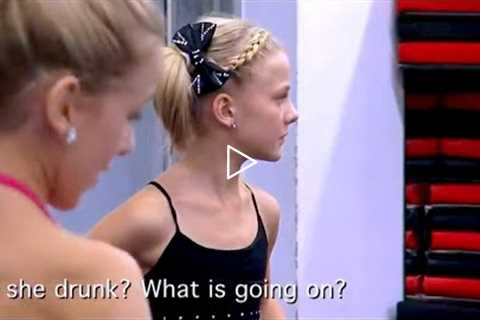 Dance Moms-ABBY ASKS KELLY IF SHE'S DRUNK AT REHEARSAL(S2E2 Flashback)