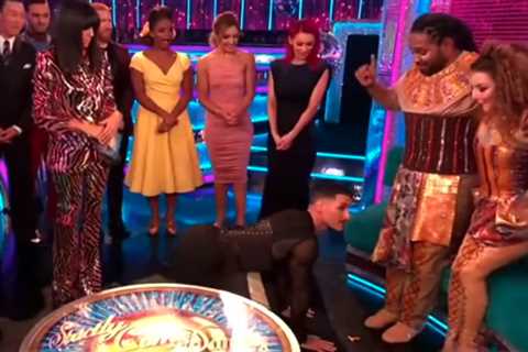 Strictly viewers left speechless by pro dancer’s ‘utterly filthy’ antics during live show