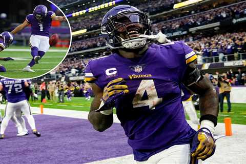 Vikings complete largest comeback in NFL history with wild OT win over Colts