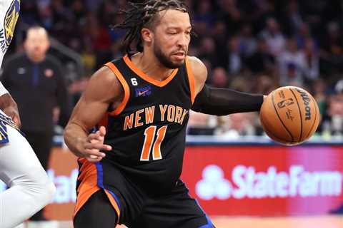 Jalen Brunson leads Knicks past depleted Warriors for  eighth win in a row