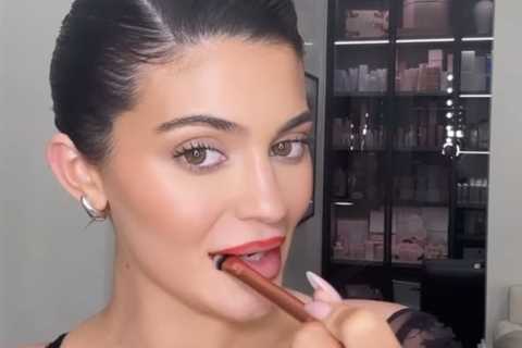 Kardashian fans slam Kylie Jenner’s bizarre beauty blunder in a new video saying it looks ‘weird’..