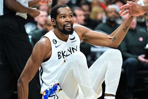 Nets’ Kevin Durant gets ‘hands dirty’ with stellar defensive play