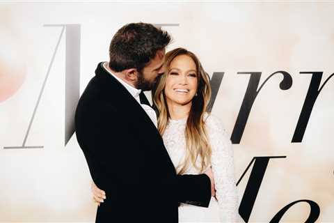 Jennifer Lopez Shares 2022 Year-In-Review Photo Series Featuring Unseen Ben Affleck Wedding Shots