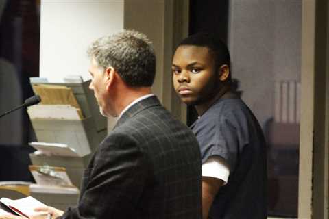 Back Again! Man Who Impersonated Doctor As A Teen Sentenced To Prison For Stealing Over $10,000..