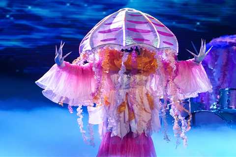 Masked Singer fans convinced huge pop star is Jellyfish after belting performance at the weekend