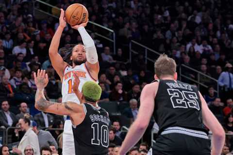 Jalen Brunson’s 38-point night propels Knicks past Spurs: ‘He’s a monster’