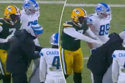 Packers’ Quay Walker ejected after shoving Lions athletic trainer