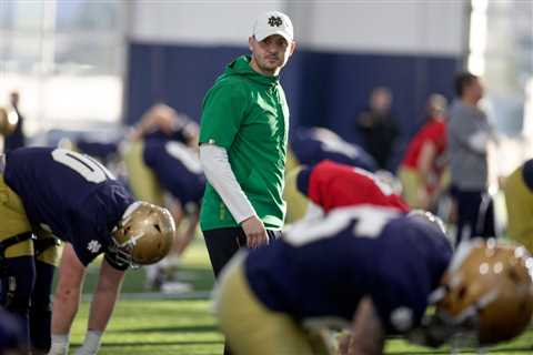 Tommy Rees sends Irish goodbye for new Alabama OC  position