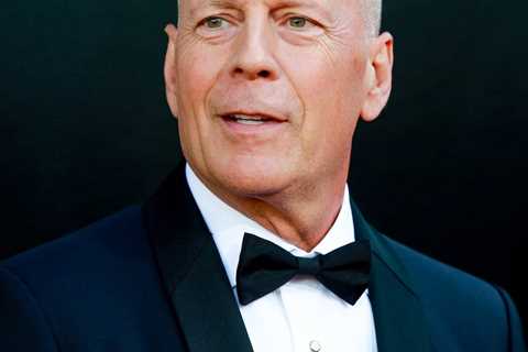 Hollywood Sends Love and Support to Bruce Willis After Frontotemporal Dementia Diagnosis