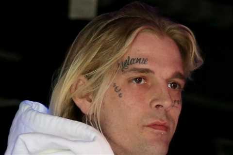 Aaron Carter's Mom Says Police Missing Clues in Death Scene Photos