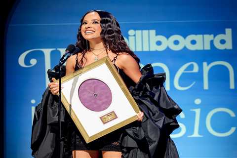 Becky G Receives the AMEX Impact Award From Billboard & American Express | Billboard News