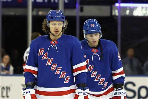 Rangers’ Artemi Panarin looks to be forcing connection with Patrick Kane