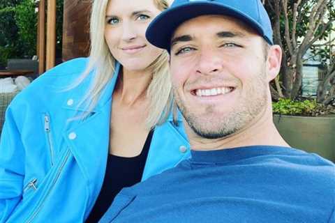 Derek Carr’s wife, Heather, reacts to Saints free-agency signing