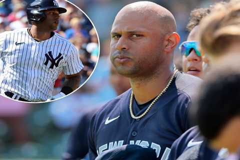 Yankees’ Aaron Hicks bounces back with two hits after outfield blunder