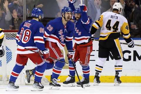 Chris Kreider’s late heroics propel Rangers past Penguins