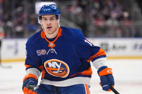 Islanders’ Mathew Barzal may not be ready for start of playoffs