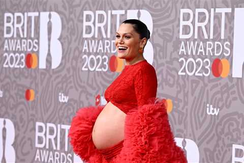 Jessie J Has a Feeling Haters Peeked at Her Arty Pregnancy Pics Before Calling them ‘Inappropriate’