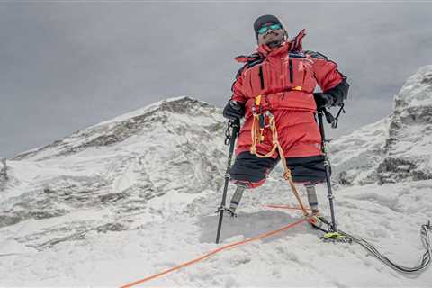 Inside hero war veteran’s daring Everest climb after losing both legs… as he reveals unique plan to ..