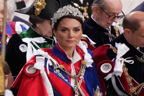 Princess Kate looks regal in dazzling headpiece at King Charles’ coronation