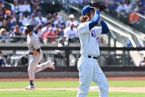 Boos rain down on Mets as bullpen implodes in ugly loss to Rockies