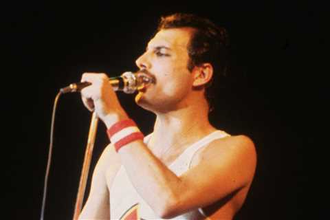 Is Queen's Catalog About to Sell for $1.1 Billion?