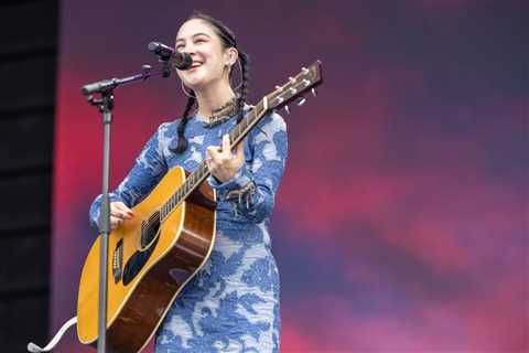 Watch Japanese Breakfast Debut New Song “Mega Circuit” In London