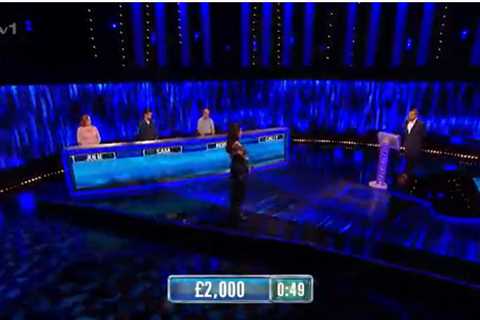 The Chase viewers go wild as they are left distracted by ‘fit’ contestant