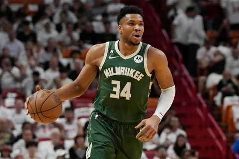 Bucks’ Giannis Antetokounmpo has ‘routine’ knee surgery, FIBA World Cup status in doubt