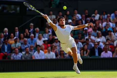 Carlos Alcaraz vs. Daniil Medvedev prediction: Wimbledon odds, picks