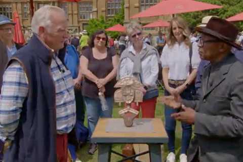 Antiques Roadshow guest gobsmacked by £250,000 valuation by expert – but there’s a twist