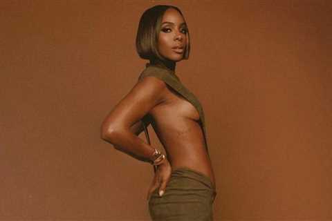 Kelly Rowland Stunned in a $1,000 Olive Green LaQuan Smith High-Cut Bodysuit with a Matching $1,300 ..