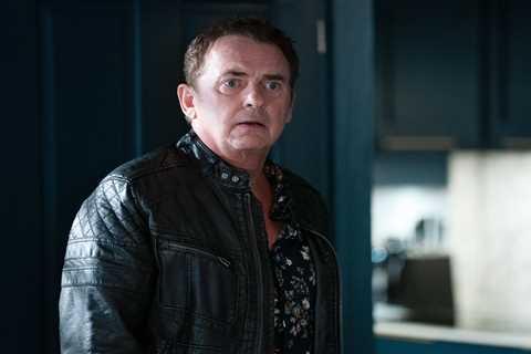 Alfie Moon gets huge news as he’s rushed to hospital in EastEnders