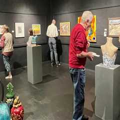 Discounts at Art Galleries in Hays County: What International Organizations Offer