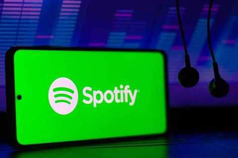 Spotify Tests Lyrics Paywall for Free Users