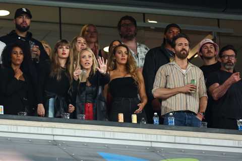 Hugh Jackman Snaps Selfie With Taylor Swift, Ryan Reynolds & Blake Lively at Chiefs-Jets Game