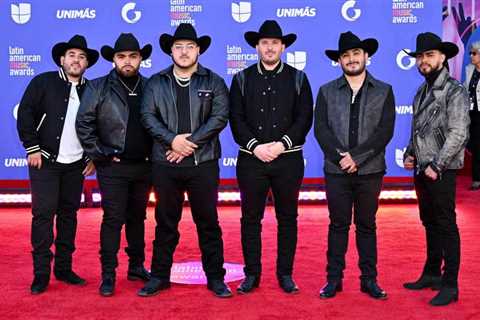 Grupo Frontera Deliver Aching ‘El Amor De Su Vida’ at the Latin Billboard Music Awards