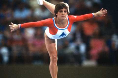 Legendary Olympic gymnast Mary Lou Retton ‘fighting for her life’ with rare form of pneumonia