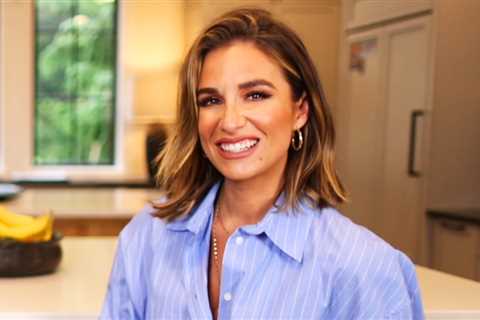 Jessie James Decker on New Song, the Rise of Country Music, Her Cookbooks & More | Billboard News