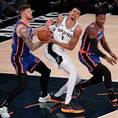 Knicks rough up Victor Wembanyama, Spurs in rookie’s Garden debut