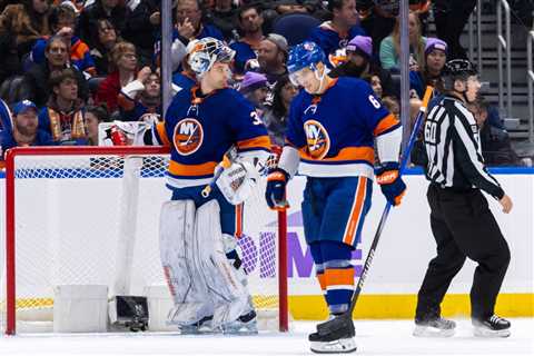 Islanders blow three-goal lead before brutal overtime loss to Hurricanes