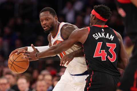 Knicks share the wealth to top Raptors without Mitchell Robinson
