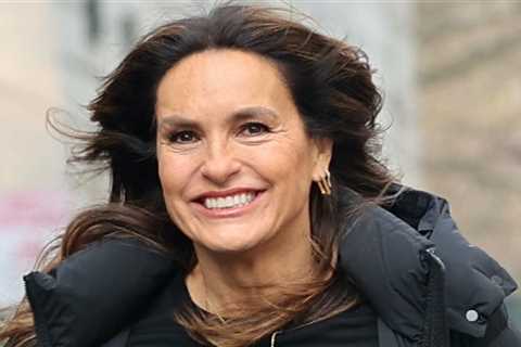 Mariska Hargitay's Sexual Assault Survival Story Praised by Advocacy Groups